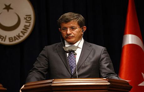 Zirvenin Espirisi Davutoğlu'ndan