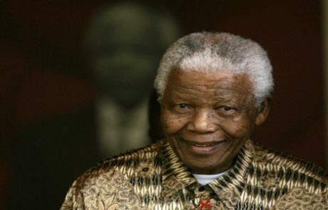Obama Mandela'nın Yeni Yaşını Kutladı