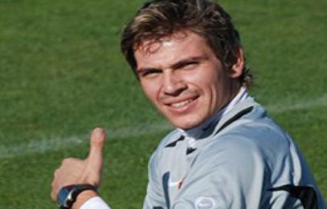 Gülüm Resmen Kartal'da