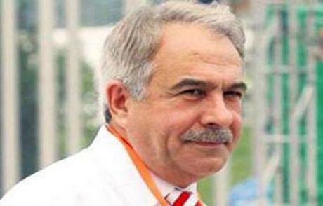 Ak Parti'de İstifa Depremi