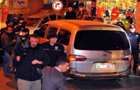 Flaş! Balyoz Operasyonunda İlk Gözaltı!
