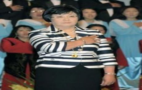 Kırgızistan'da Otunbayeva Yemin Etti