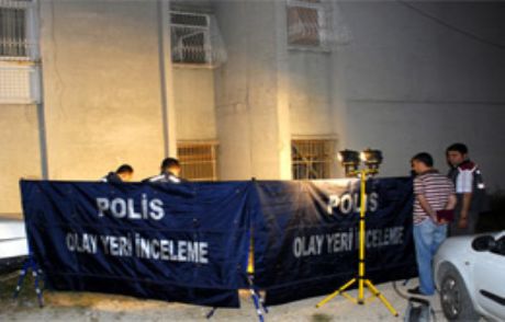 Flaş...fatih'te Sokak Ortasında Çatışma