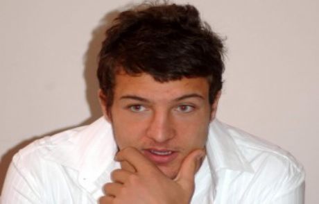 Batuhan Göze Girdi