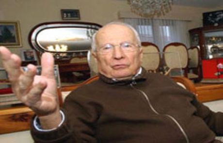 Kenan Evren İçin Şaşırtan Dilekçe