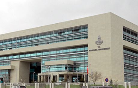 Referandum Yolu Tamamen Açıldı