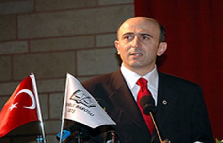 Facebook Eminağaoğlu'na Resti Çekti