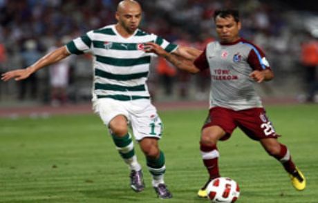 Teofilo Gutierrez Timsah'a Patladı!