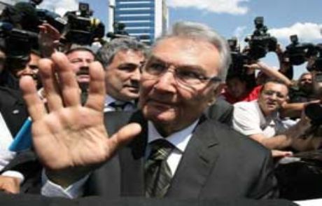 Sandık Başında Baykal'a Kötü Sürpriz