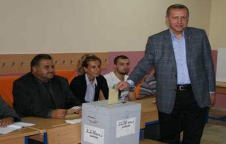 'deli Gömleğinde Bir Devlet'