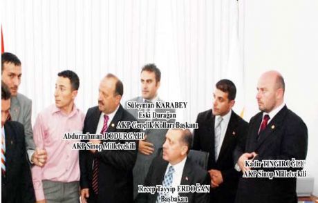 Başbakanla Fotoğrafı Başına Dert Açtı!