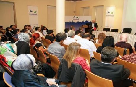 Gazeteci Bürokrasiden Nefret Eder