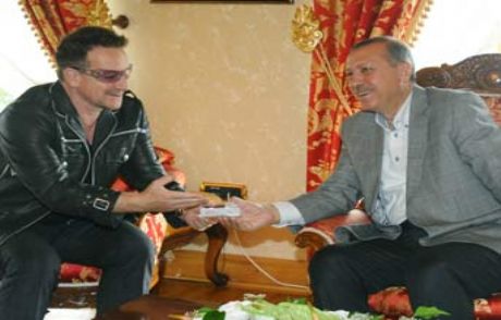 Başbakan, U2'yla Bir Arada