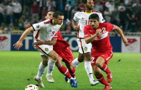 Ne Mutlu Türküm Diyene