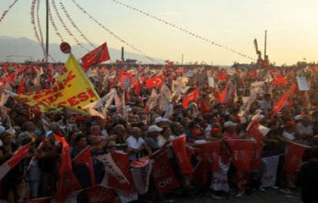 Tokadınız Okyanus Ötesinden Duyulsun