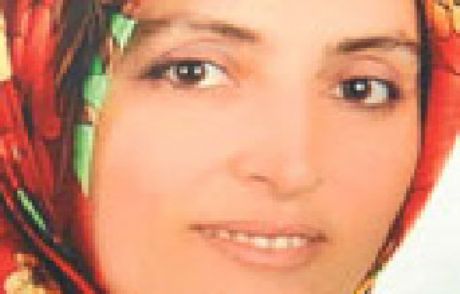 Annesini, Boğazını Keserek Öldürdü