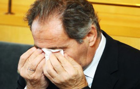 Bakan Günay 24 Şehide Ağladı