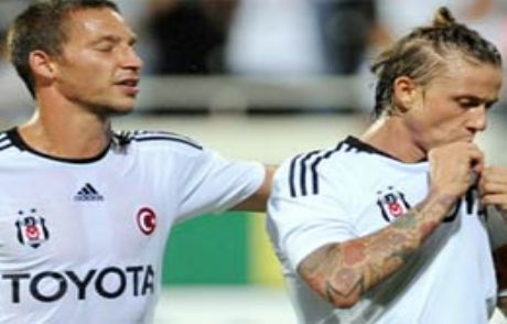 Beşiktaş'ın İki Yıldızı Sakatlandı