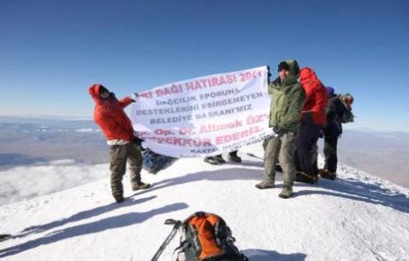 Kartallı Dağcılar Ağrı Dağı’na Tırmandı