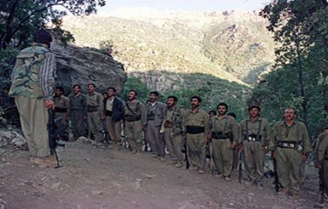 Pkk Mevzilerini Bırakarak Kaçtı