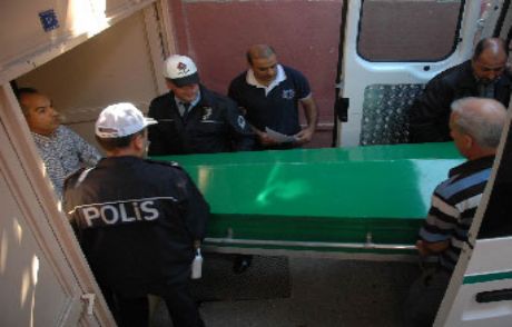 Radara Takılan Otomobilin Çarptığı Polis Öldü