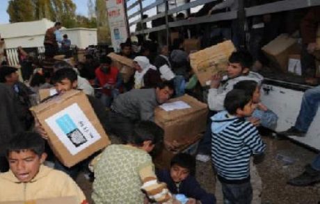Van'da Yardımlar Yine Yağmalandı