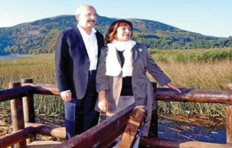 Bu Kez Erdoğan'ı Eleştirmedi