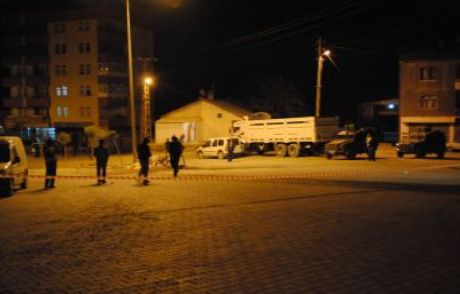 Hakkari'de Patlama: 3 Sivil Yaralandı