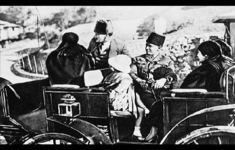 Bugün Atatürk'ün 73. Ölüm Yıldönümü