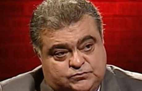 Ahmet Özal Adaylığını İlan Etti