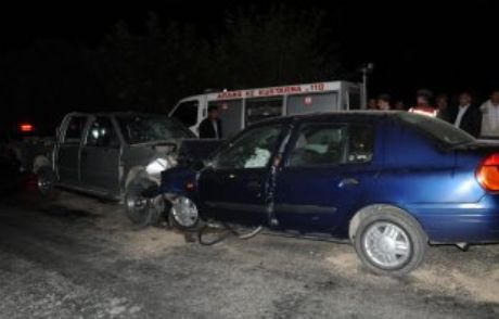 Mersin'de Trafik Kazası: 1 Ölü, 4 Yaralı