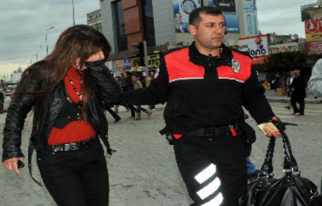'kocam Dövüyor' Deyip İntihar Etmek İstedi