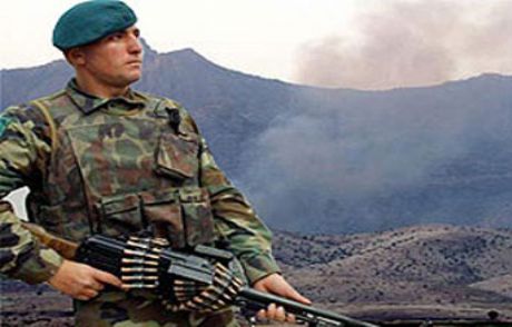 'zorunlu Askerlik Kalkmayacak'