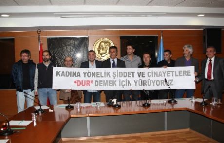 Şişli'de Erkeklerden Kadınlara Destek