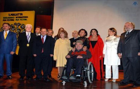 Malatya'da Perde Açıldı