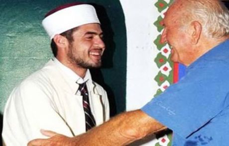 The İmam'ın Ünü Sınırları Aştı!