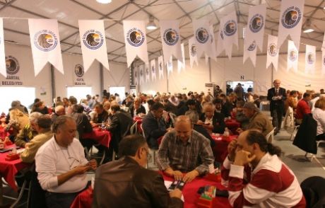 Kartal'da Briç Turnuvası Heyecanı Yaşandı