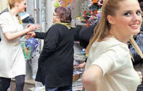 'yuva Yıkan Kadın' Tepkilerden Kaçtı