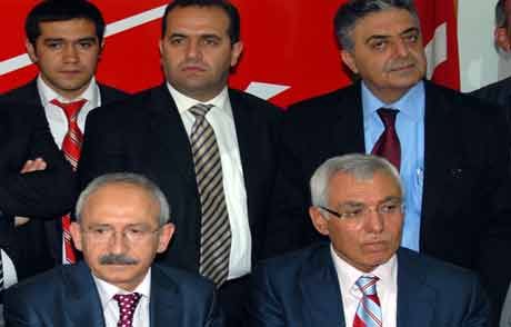 Chp'li Başkanı Öldürdüler
