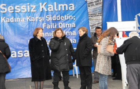 Kadına Karşı Şiddete Hayır Çadırı