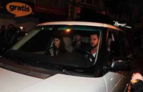 Ünlü Oyuncuya Travesti Şoku!