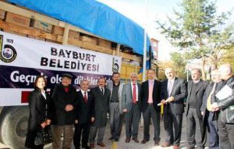 Bayburt'tan Van'a Yardım Tır'ı