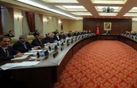 Türk Halkının En Çok Beğendiği Bakan