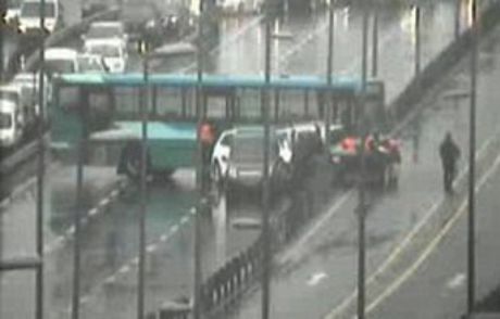 E-5'te Tüm Şeritler Trafiğe Kapandı