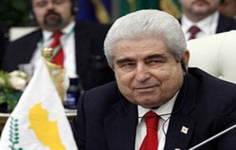 'türkiye'nin Ab Üyeliği Kıbrıs'tan Geçer'