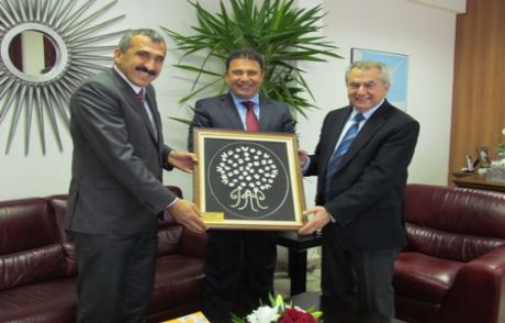 Başbakan Küçük Ptt Yetkililerini Kabul Etti