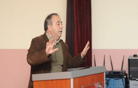 Liselilere Deprem Konferansı