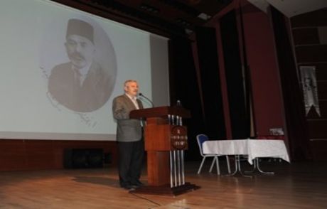 Artvin'de 'm.akif Ersoy' Konferansı