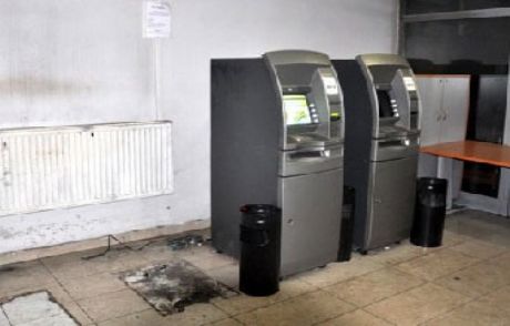 İçi Para Dolu Atm'yi Çaldılar