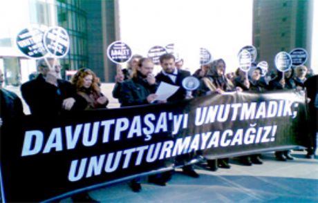Davutpaşa Patlamasında Ölenler Anıldı